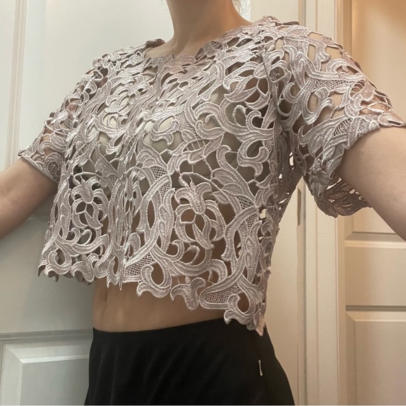 Cream lace crop top S - Picture 2 of 15